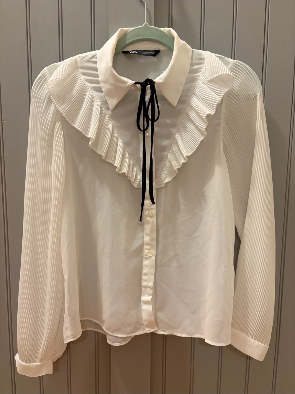 Zara Cream Ruffled Collar Button-Down Blouse with Black Neck Tie